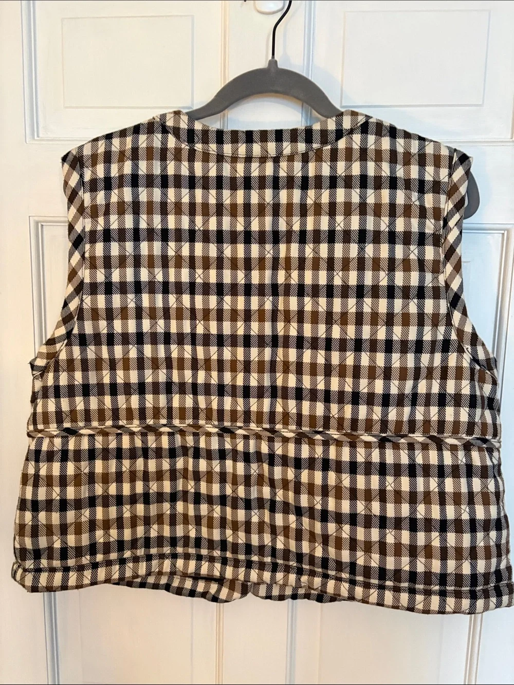 Bailey / 44 Black and Brown Plaid Sleeveless quilted Vest with Bow Detail xl bn